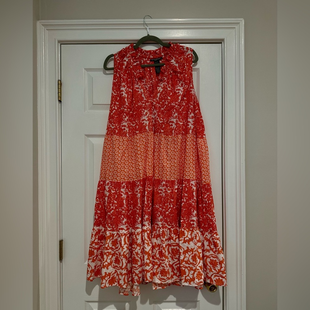 CHELSEA & THEODORE
Ruffle Tie Neck Woven Printed Tiered Dress